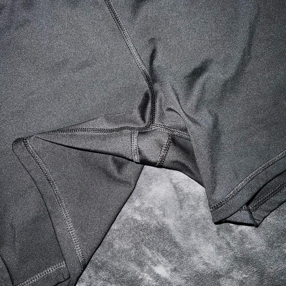 American Eagle The Everything Bike Short in Black Size Medium - Picture 3 of 5